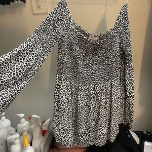 Off the shoulder leopard top